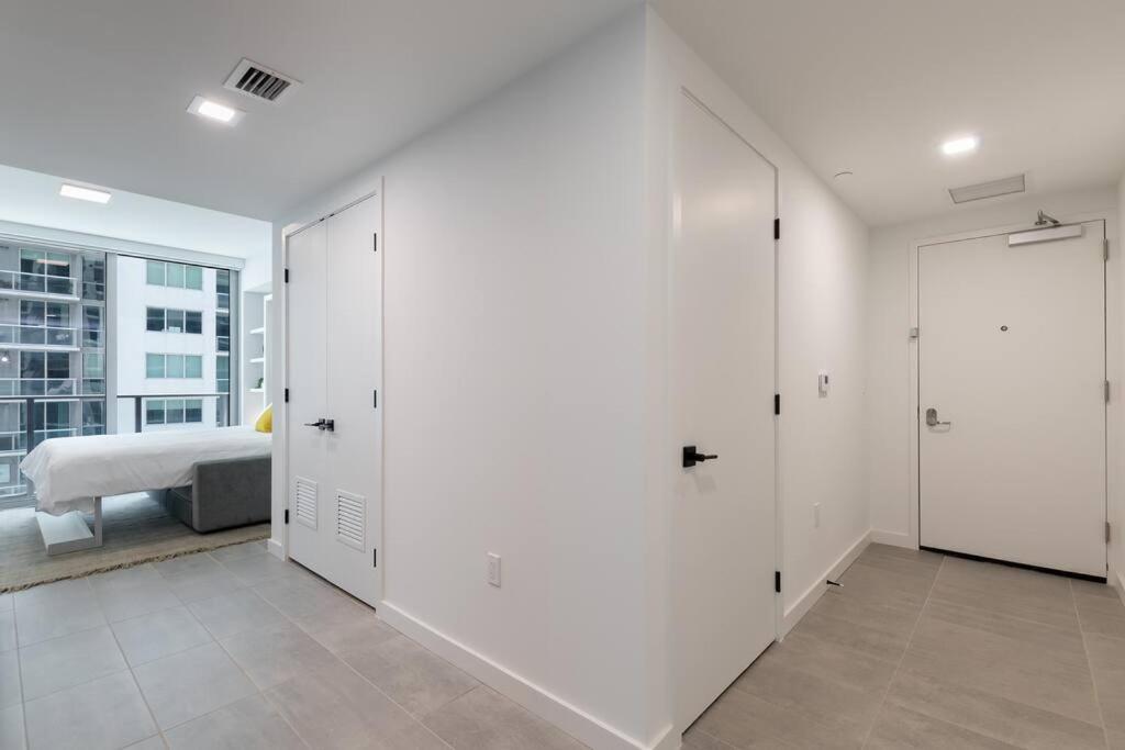 Apartamento Stylish Modern Downtown Studio Free Parking Miami Exterior foto